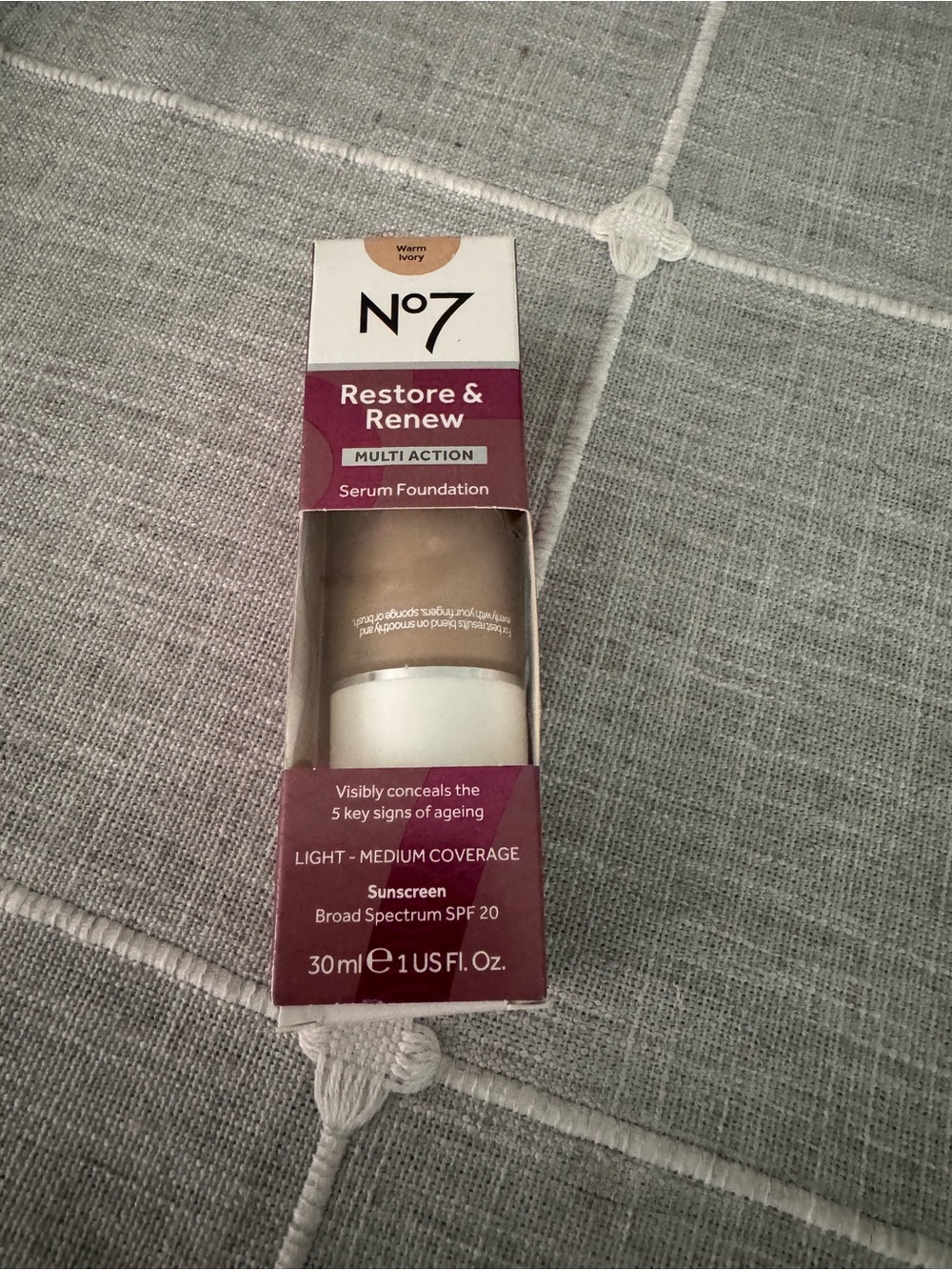 No7 Restore & Renew Serum Foundation - Warm Ivory (Light-Medium)